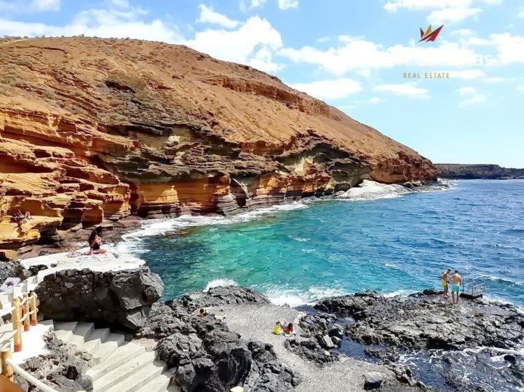Cozy Apartment Tenerife South Wifi & Pool Costa del Silencio Exterior foto